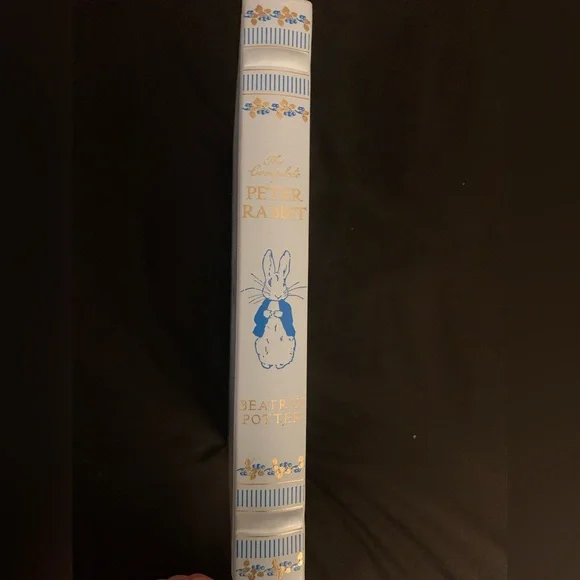 Complete Peter Rabbit Book - Picture 5 of 10